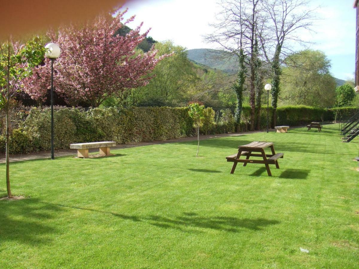 Duplex Con Jardin En Ezcaray Appartement Buitenkant foto